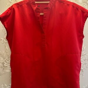 Figs Pop Red Rafaela XS